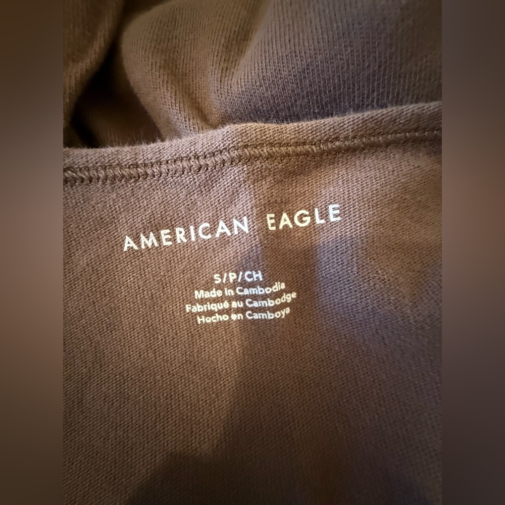 American Eagle Outfitters Brown Crop Top - Picture 2 of 2